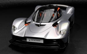 Aston Martin Valkyrie AMR Track Performance Pack Ethanol Silver by Q 2019 года